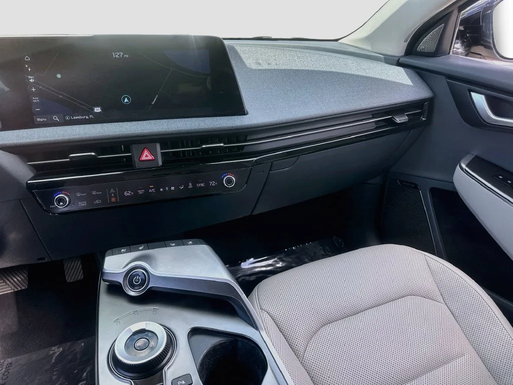 Certified Used 2023  Kia Wind image 24