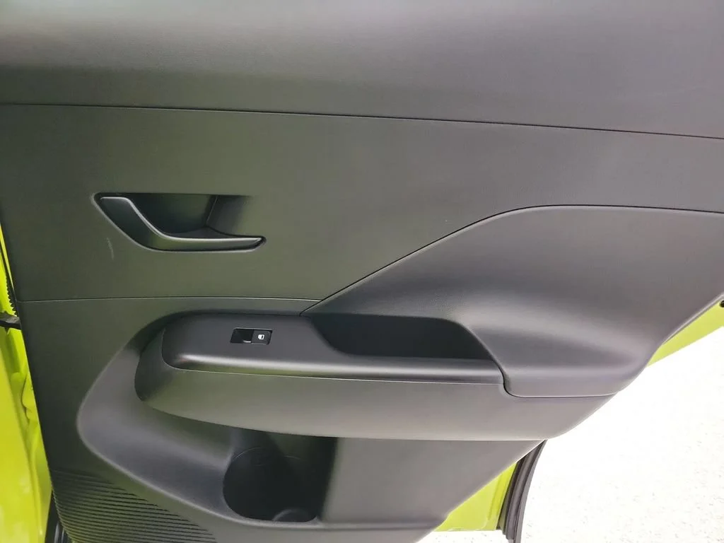 2025 Hyundai Kona SEL - Photo 21
