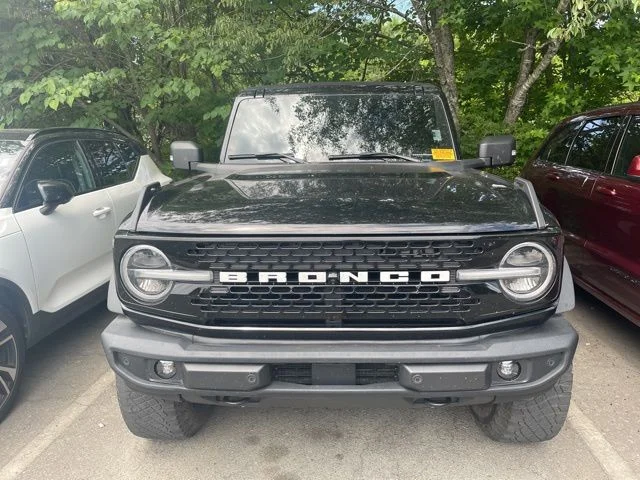 Used 2022 Black Ford Wildtrak image 2