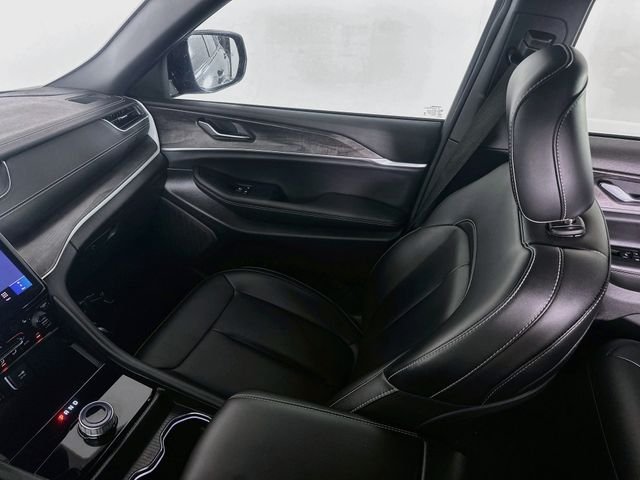 Used 2025 Black Jeep Limited image 23