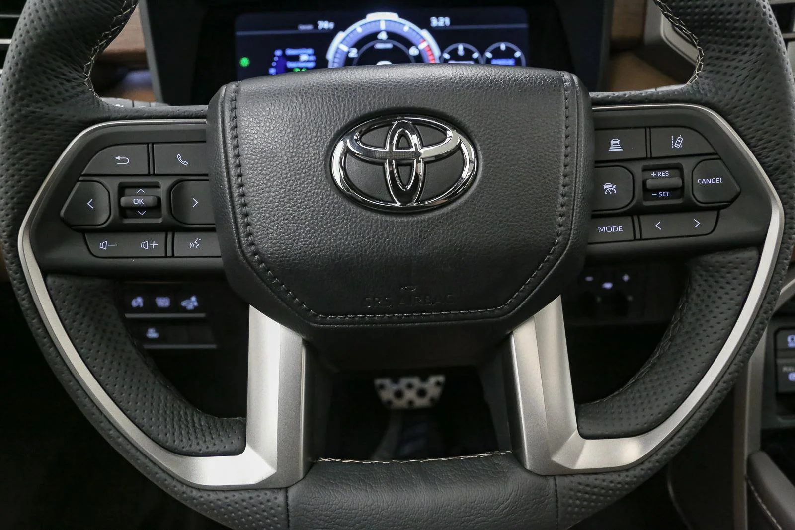 New 2026 Wind Chill Pearl Toyota 1794 Edition image 24