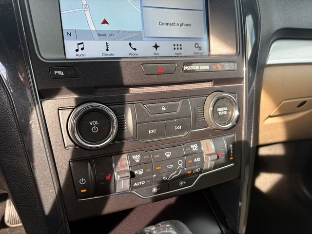 Used 2017  Ford XLT image 19