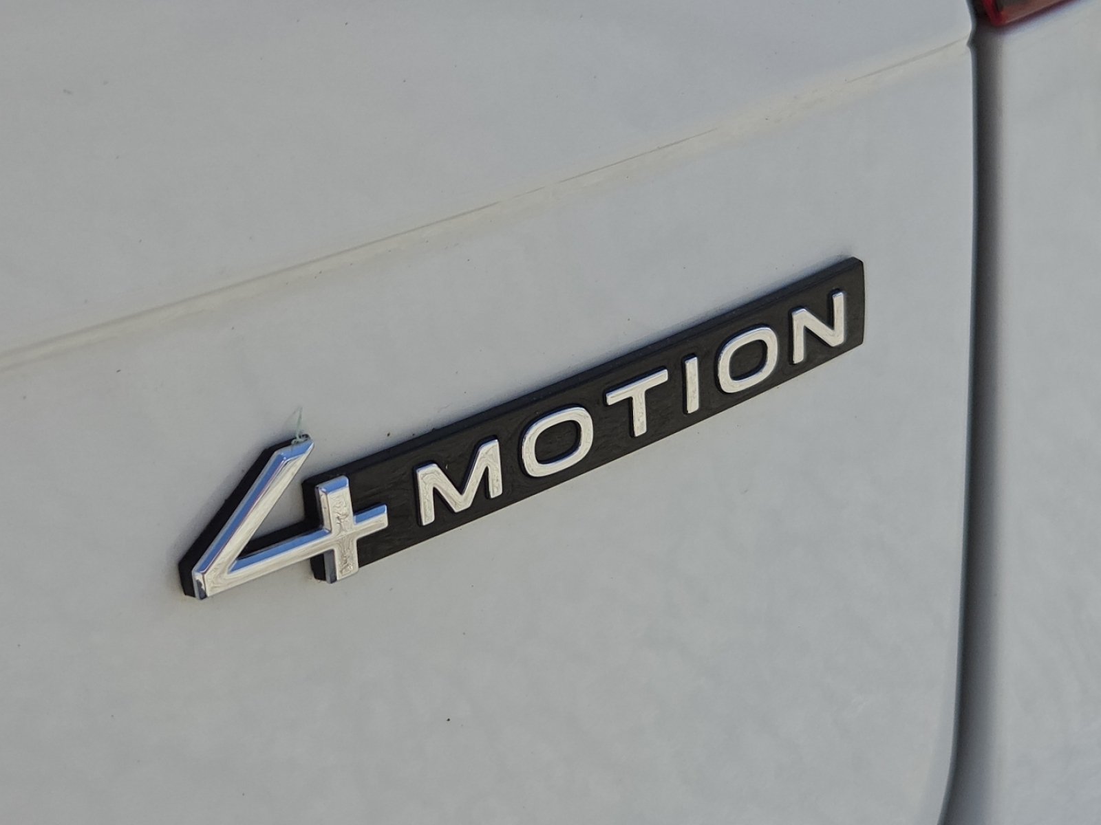 2024 Volkswagen Tiguan Wolfsburg Edition - Photo 13
