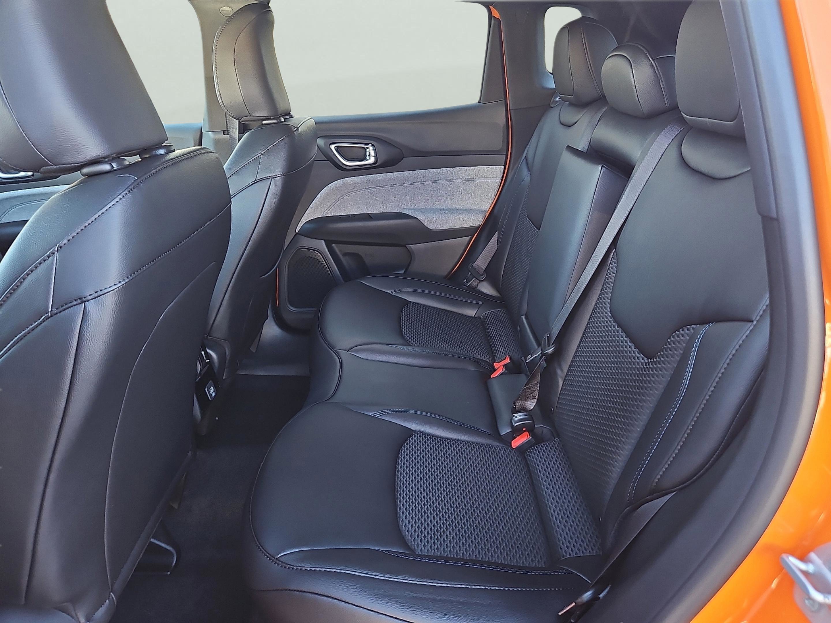 New 2026 Joose Exterior Paint Jeep Latitude image 11