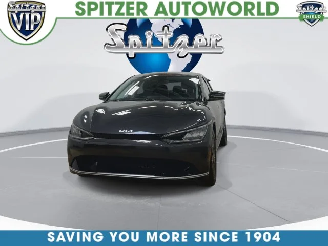 Used 2022 Gray Kia Wind image 7