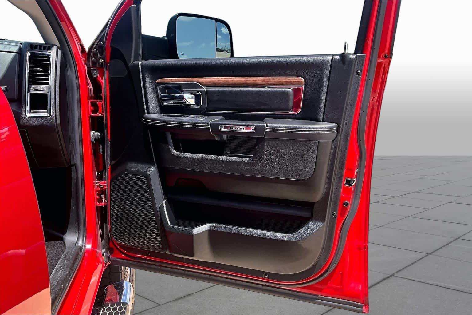 Used 2018 Flame Red Clearcoat Ram Laramie image 23