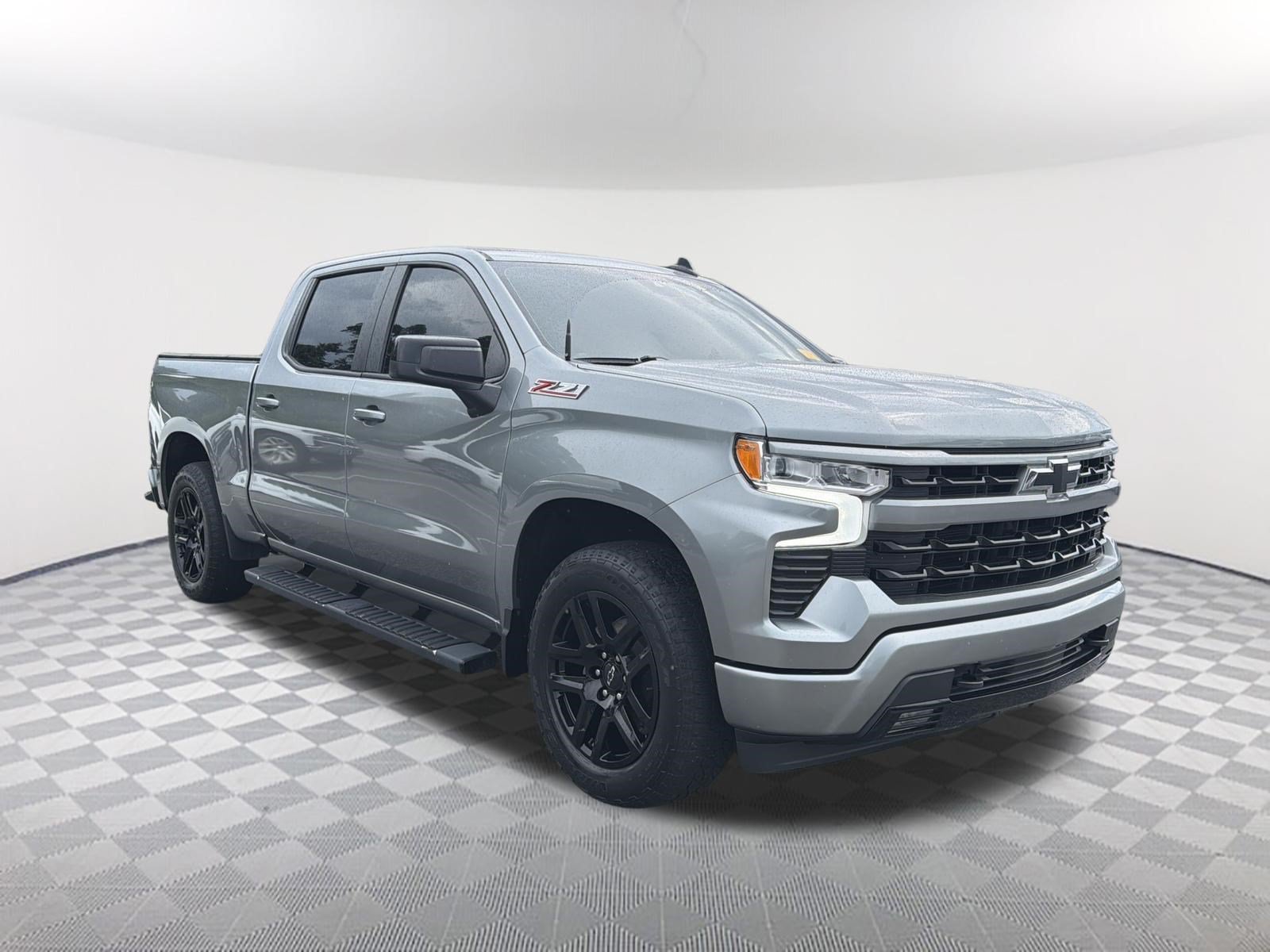 Certified Used 2023 STERLING GRAY METALLIC Chevrolet RST image 3