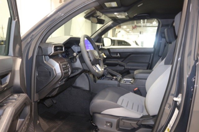 2026 Toyota Tacoma TRD Off Road - Photo 4