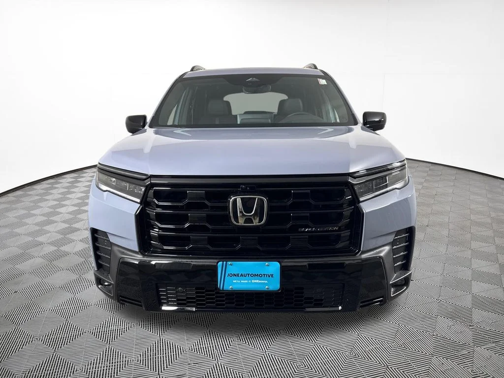 New 2026 Sonic Gray Pearl Honda Black Edition image 3