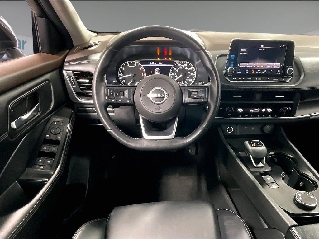 Used 2023 White Nissan SV image 18