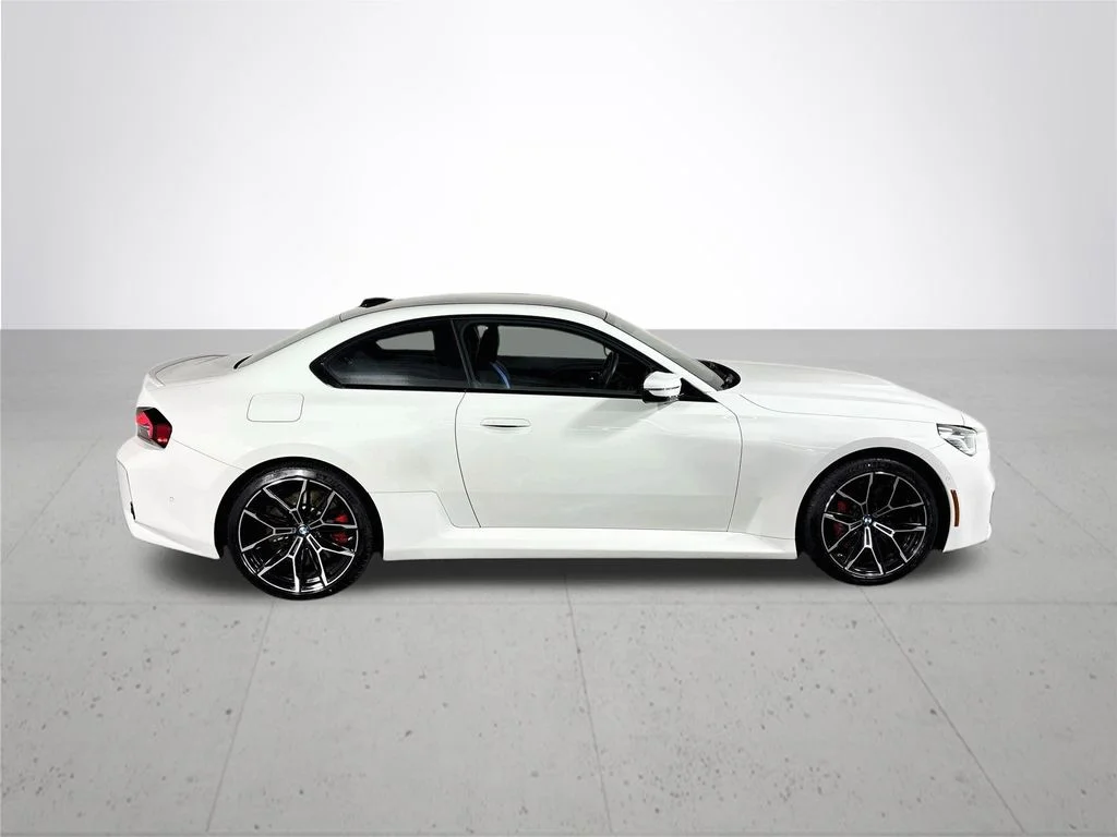 Used 2024 White BMW Base image 5