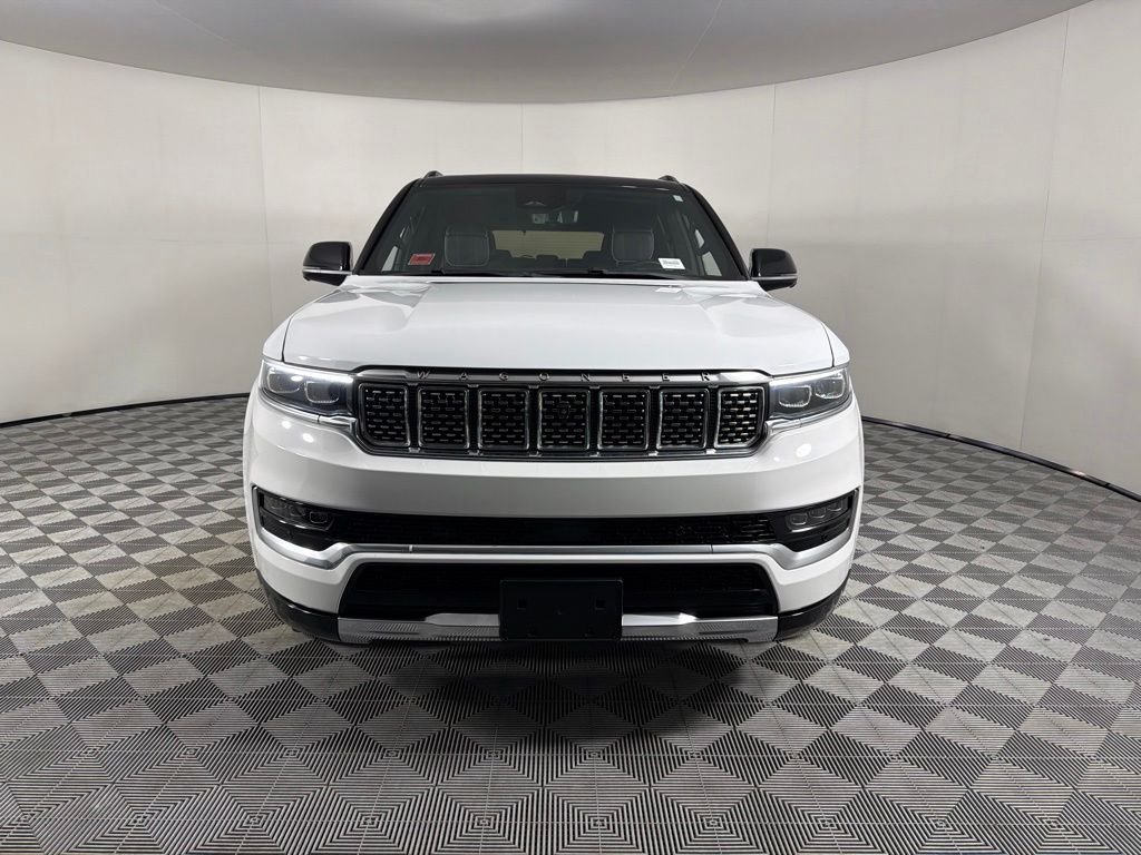 Used 2023 White Jeep Series III image 11