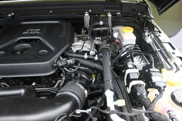 Used 2021 Green Jeep Unlimited Sport image 32