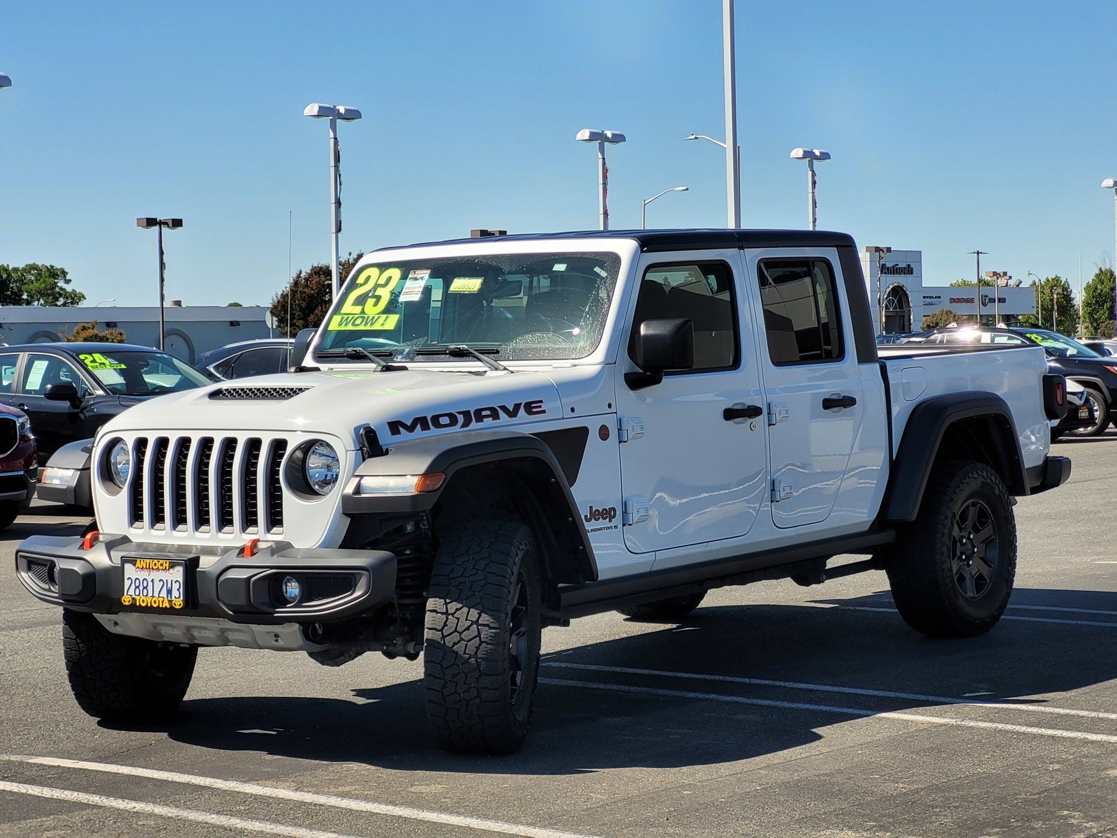 Used 2023 Bright White Clearcoat Jeep Mojave image 8