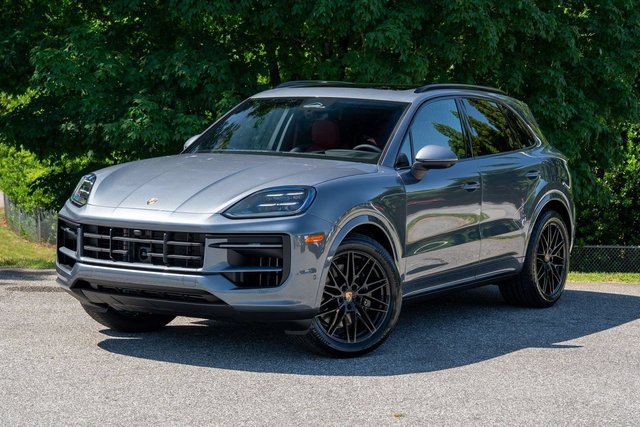 2026 Porsche Cayenne Base