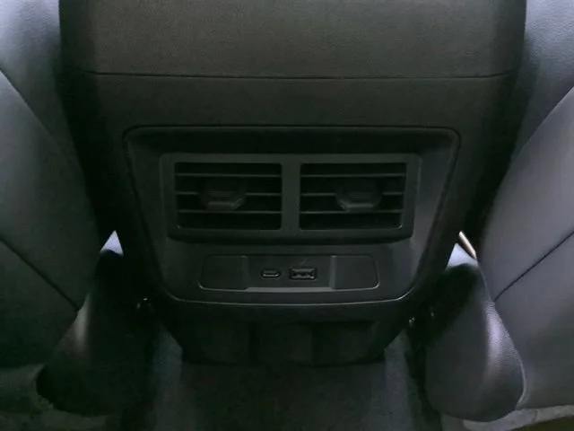 2026 GMC Canyon AT4 - Photo 18