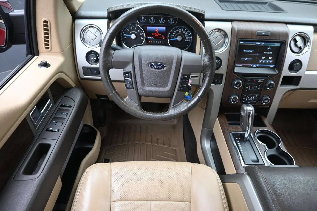 Used 2014  Ford Lariat image 14