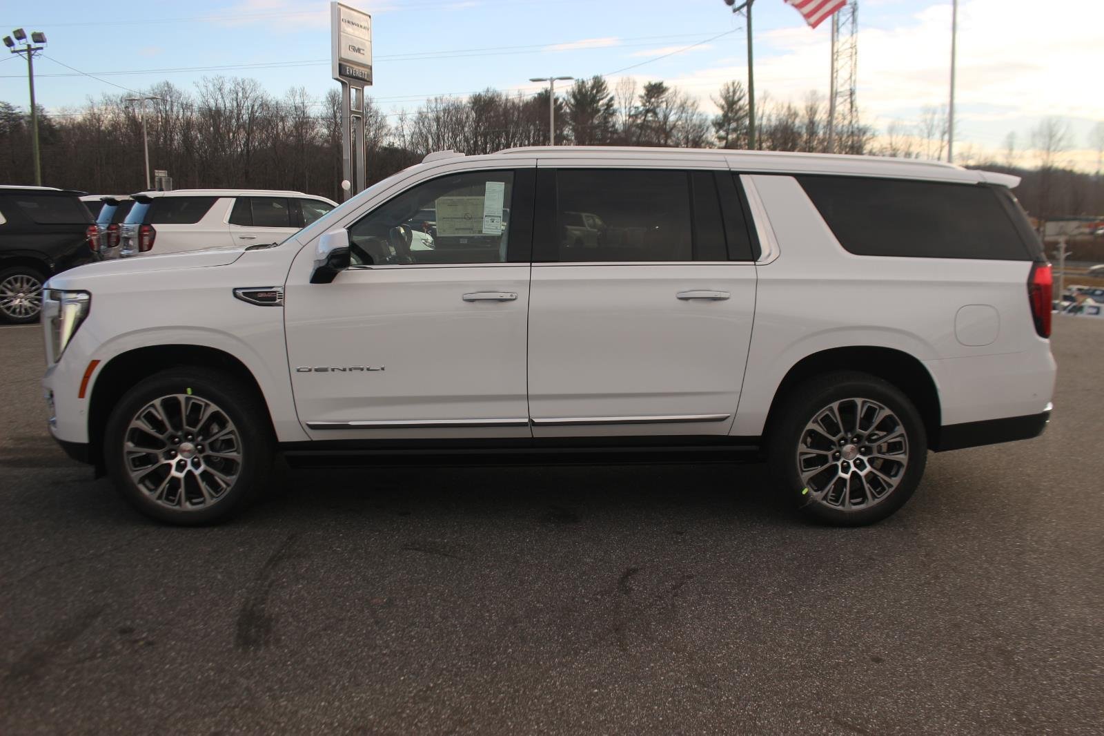 New 2026 Summit White GMC Denali image 4