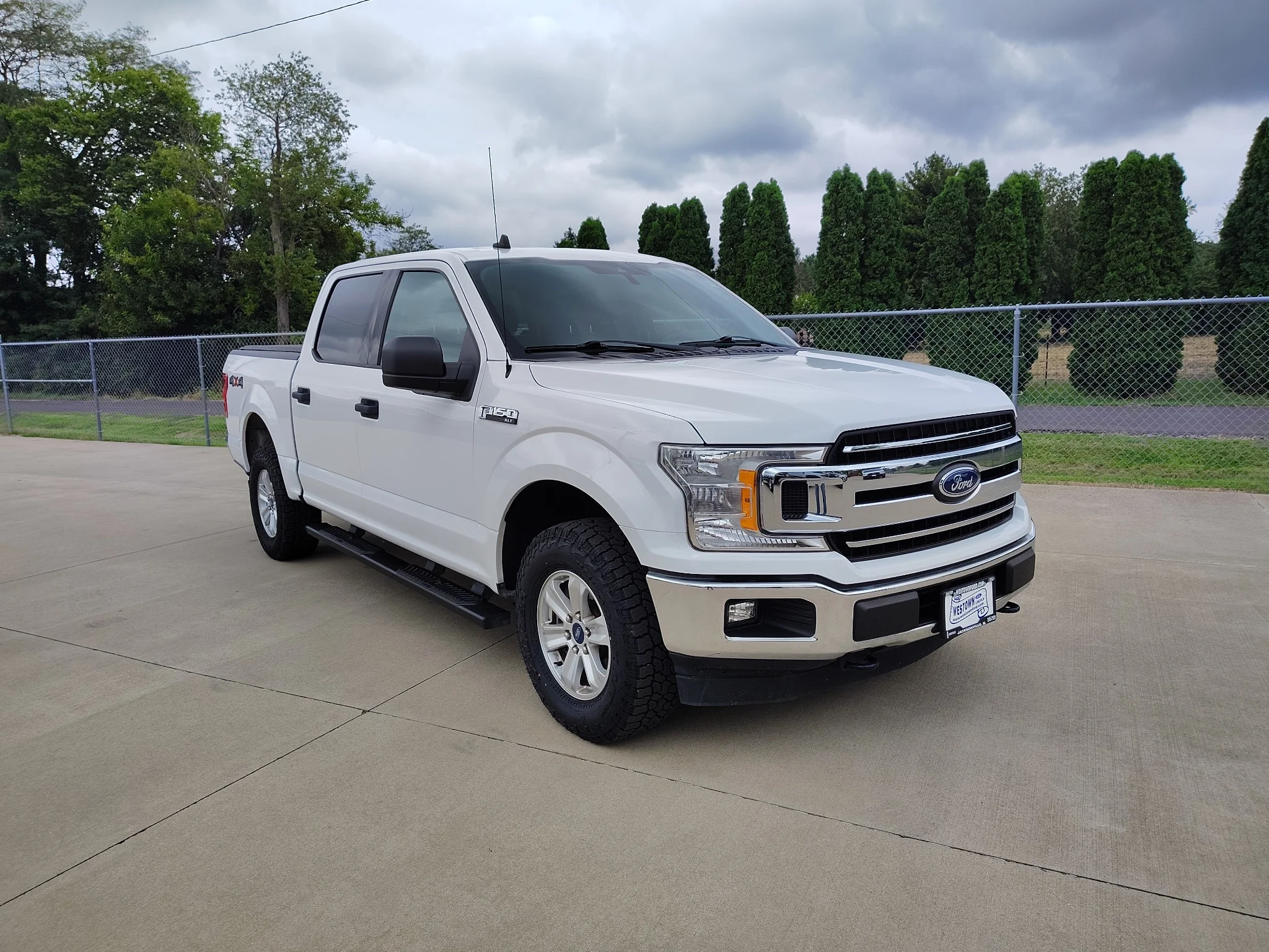 Used 2020 Oxford White Ford XLT image 23