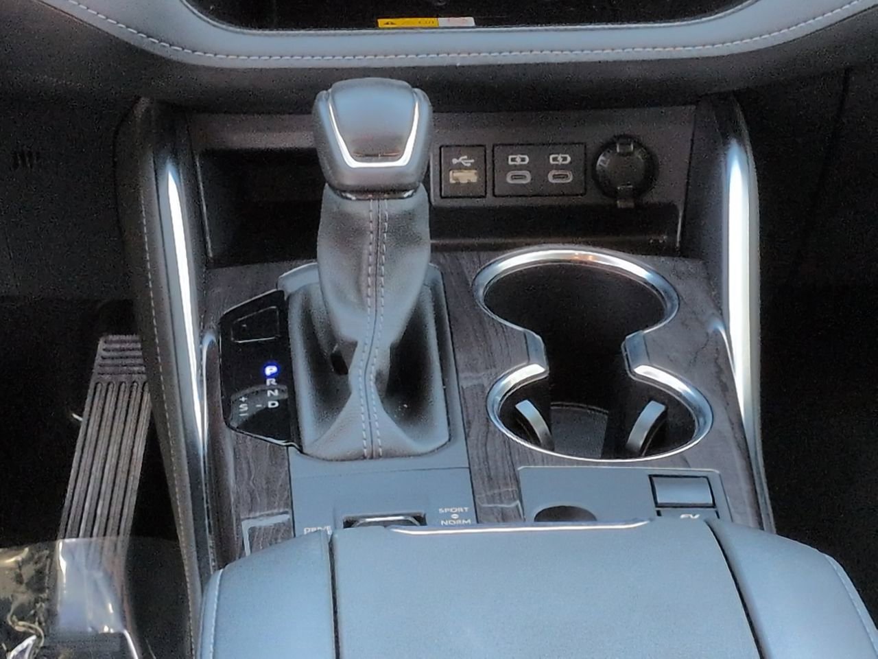 Used 2024 Magnetic Gray Metallic Toyota Hybrid Platinum image 18