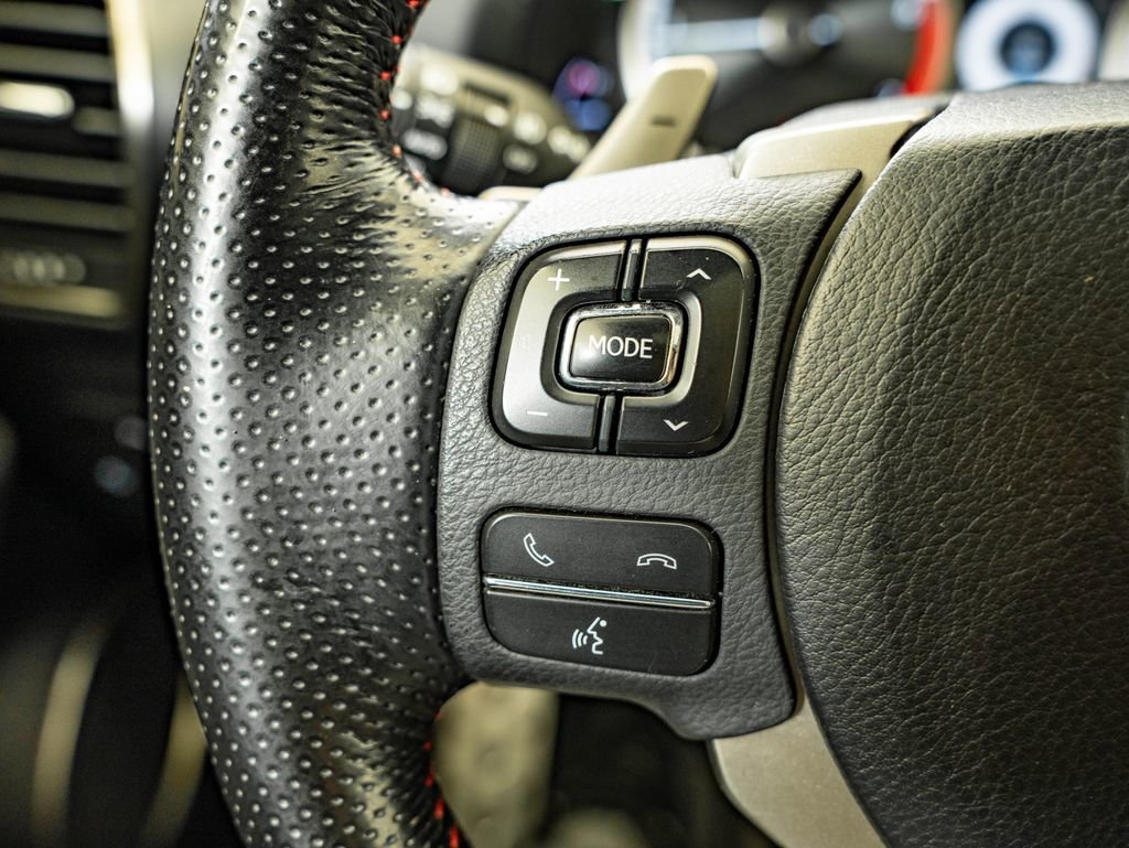 Used 2017 Silver Lexus 200t F Sport image 30