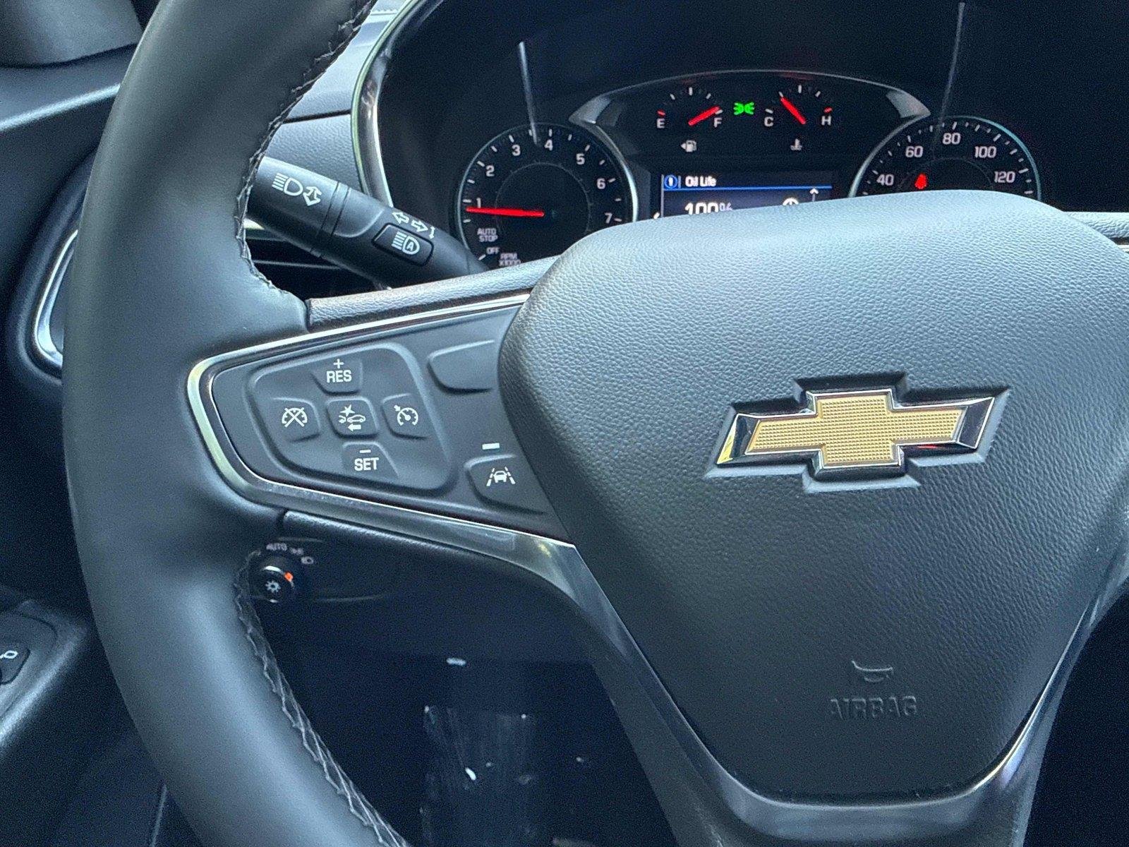 Used 2024 Summit White Chevrolet LT image 17