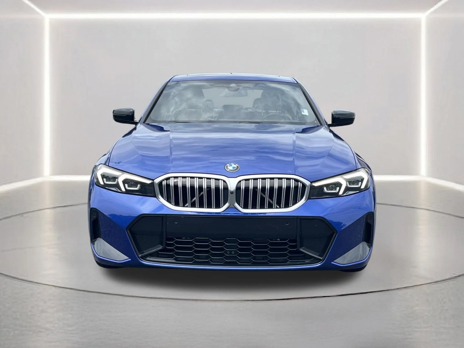 2025 BMW 3 Series 330i - Photo 30