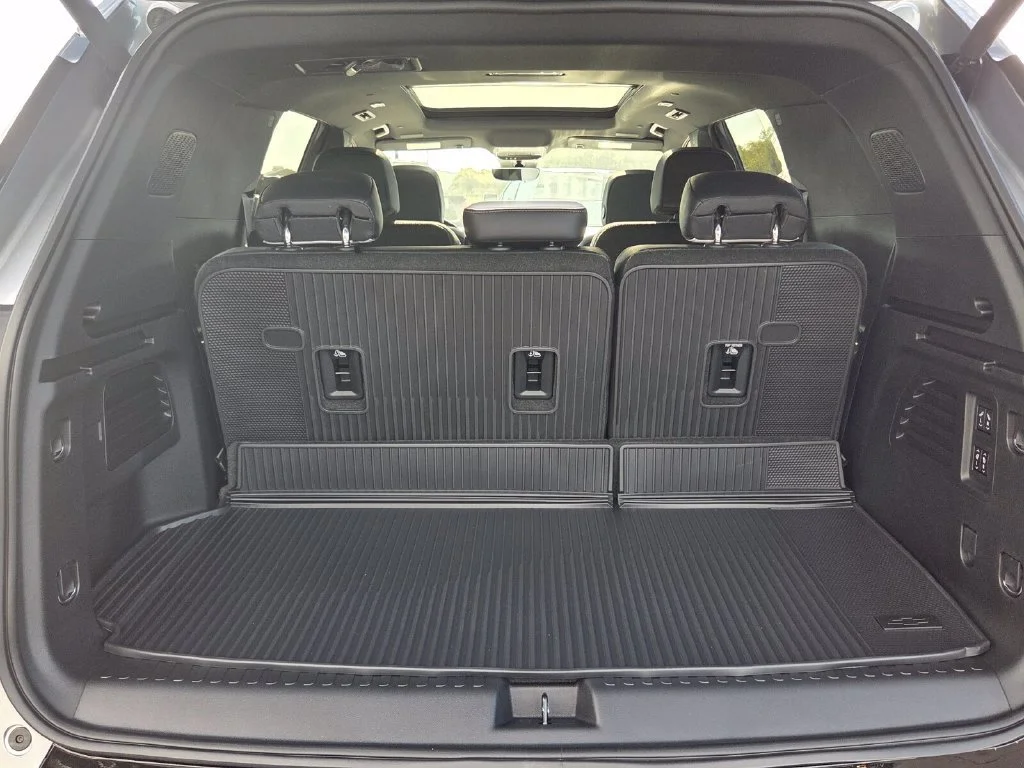 New 2026 Sterling Gray Metallic Chevrolet High Country image 37