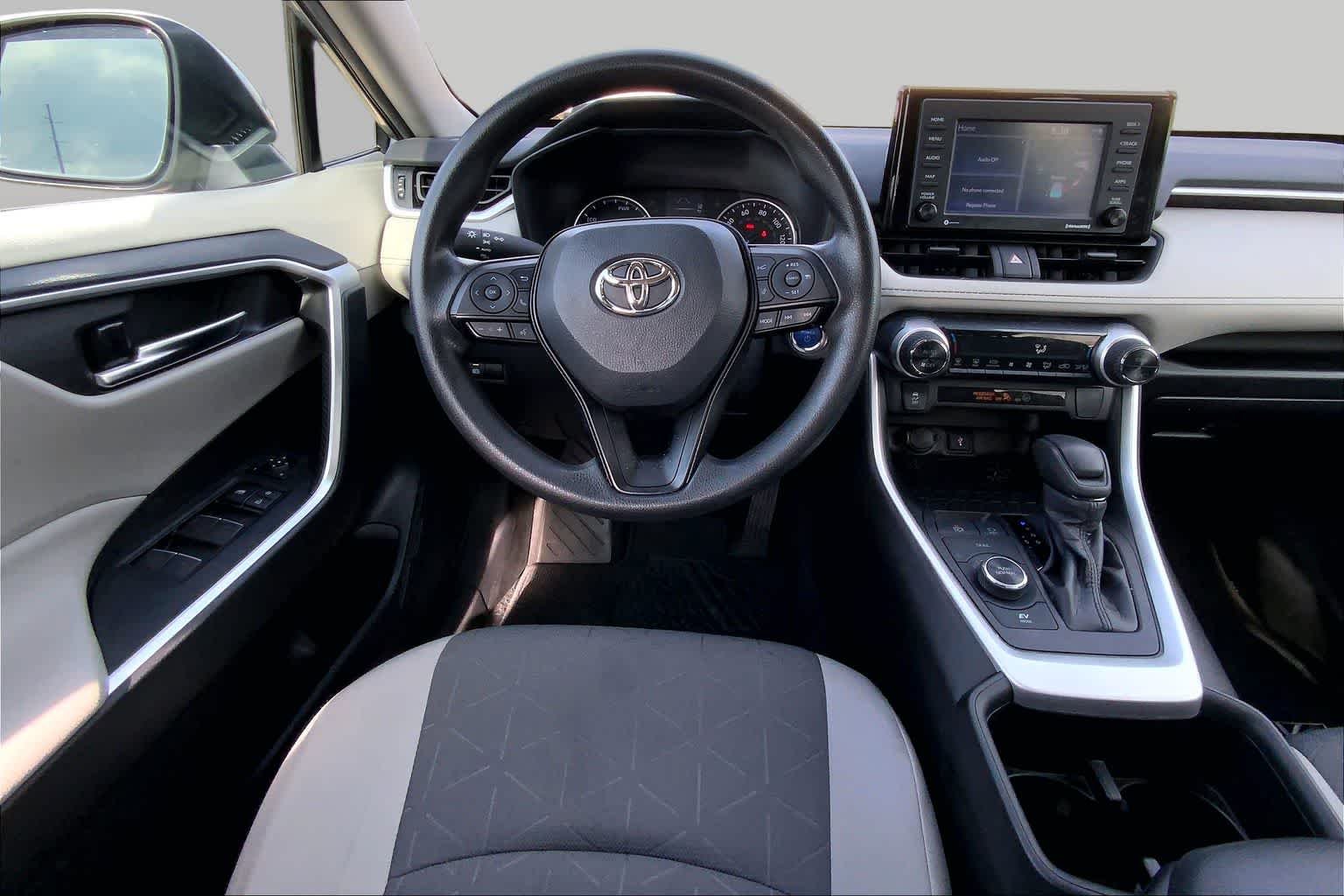 Used 2022 Silver Sky Metallic Toyota Hybrid XLE image 6