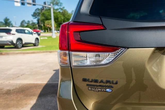 Used 2023 Autumn Green Metallic Subaru Wilderness image 16