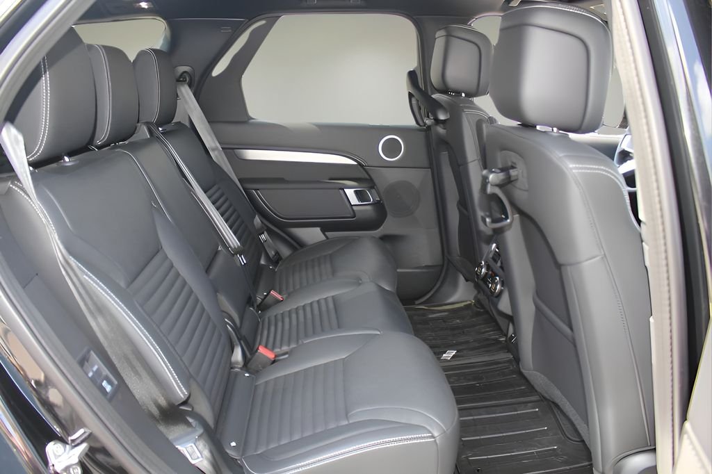 2025 Land Rover Discovery Dynamic SE - Photo 15