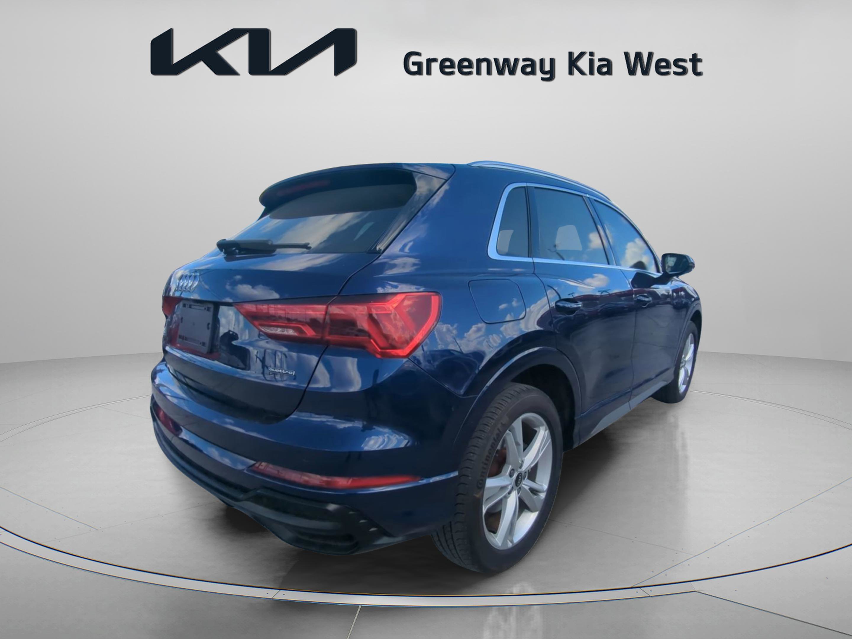 2022 Audi Q3 S Line Premium Plus - Photo 8