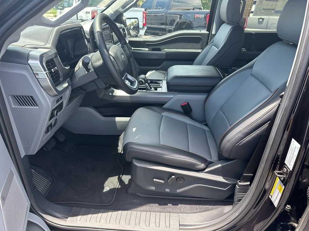 New 2025 Black Ford Lariat image 9