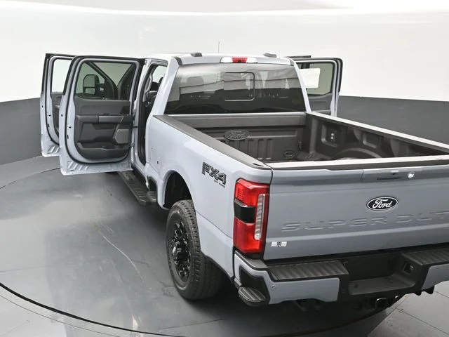 New 2027 Glacier Gray Metallic Tri-Coat Ford F-250® Lariat® image 26