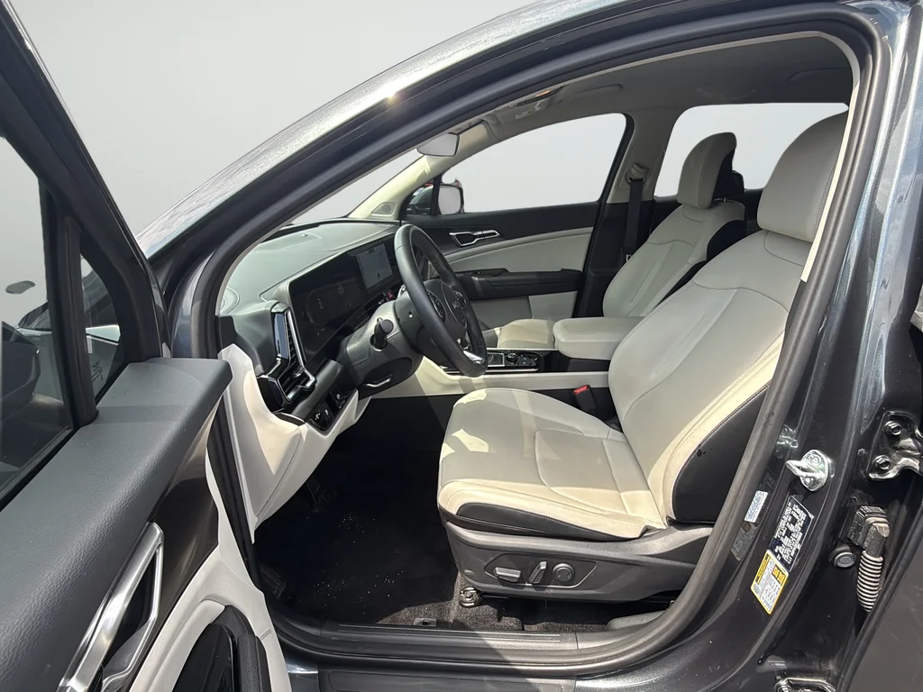 Used 2025 Gray Kia EX image 33