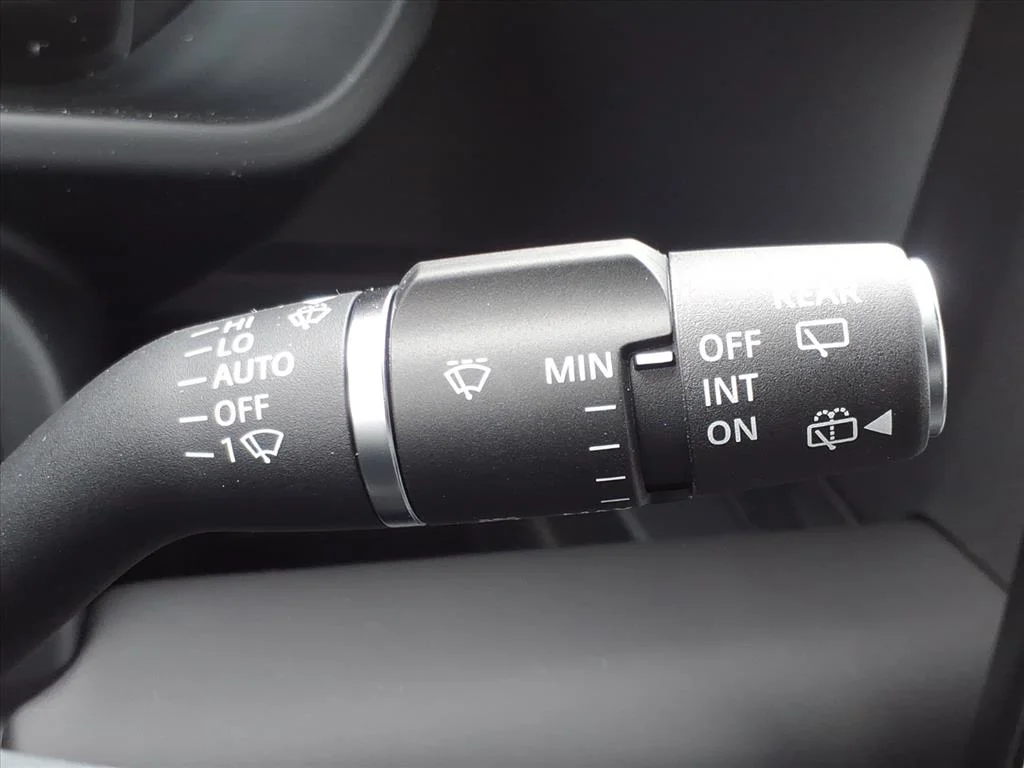 New 2026 Borasco Grey LAND ROVER X-Dynamic SE image 13