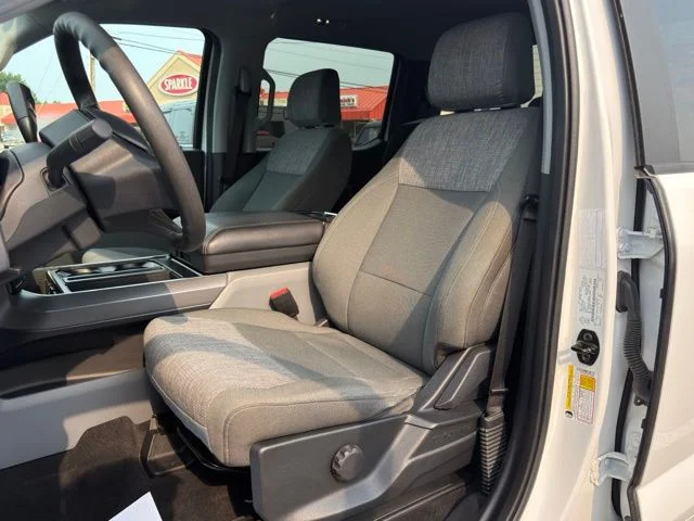 Used 2023 Oxford White Ford XLT image 4