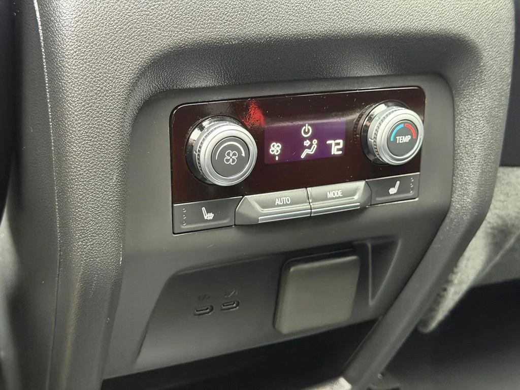 Used 2025 Black GMC Denali image 25