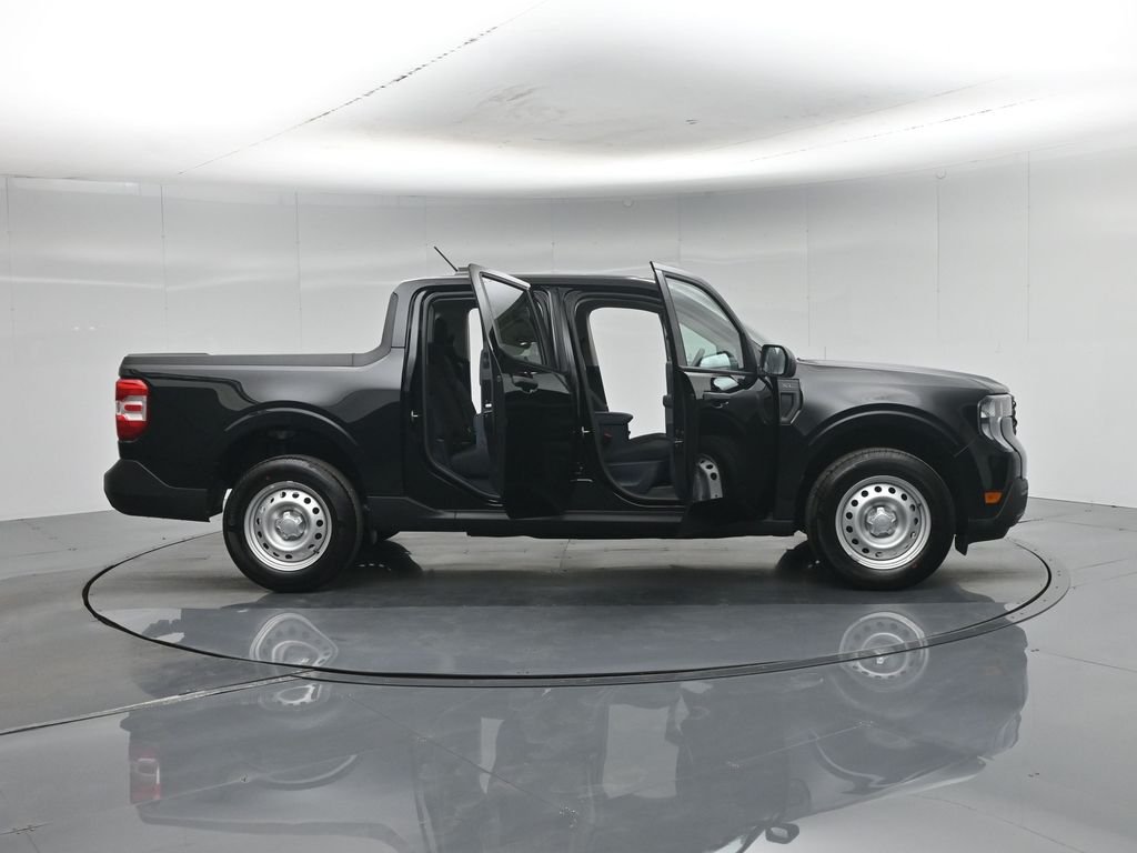 New 2026 Black Ford XL image 4