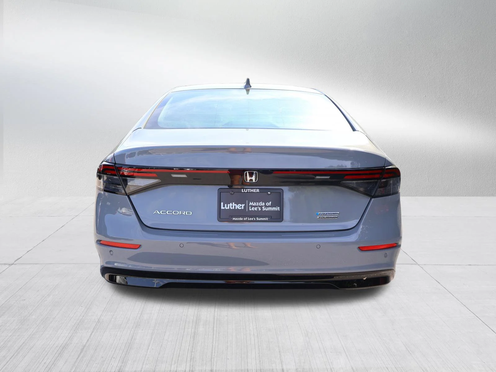 Used 2026 Urban Gray Pearl Honda Touring image 7