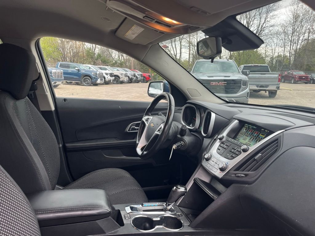 Used 2017 Patriot Blue Metallic Chevrolet LT image 38