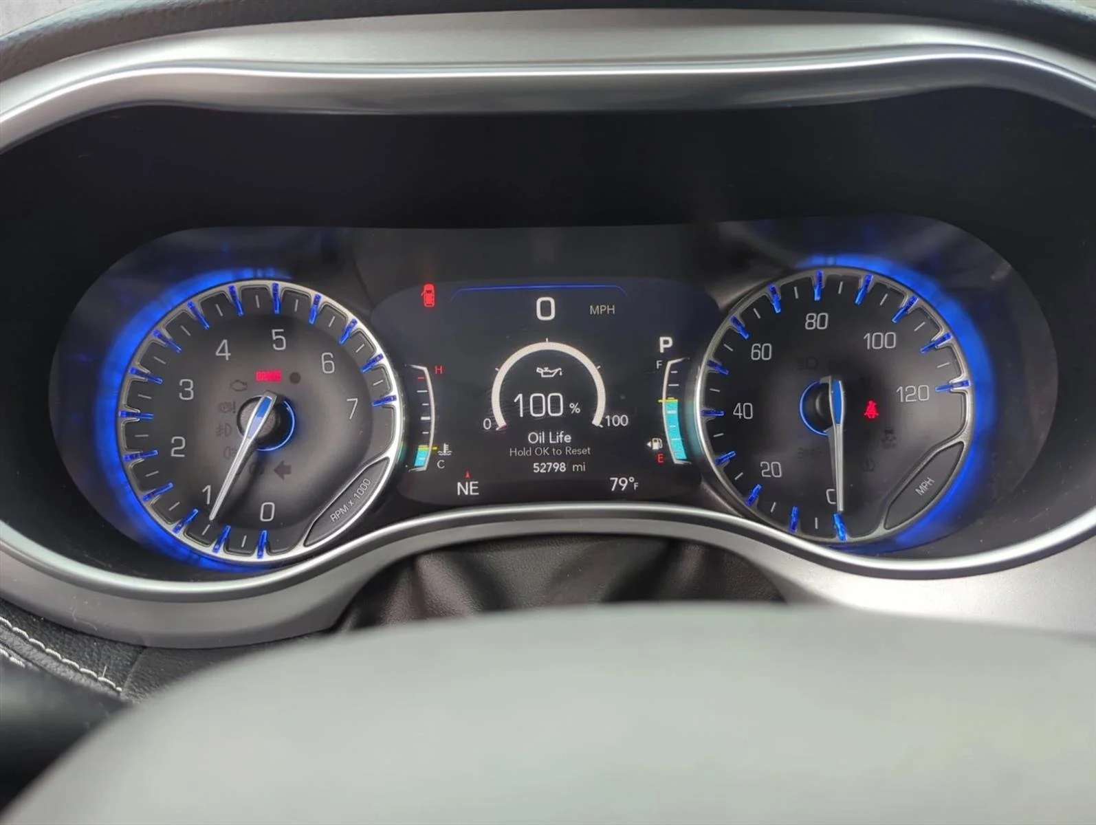 Used 2019 Dark Cordovan Pearlcoat Chrysler Limited image 19