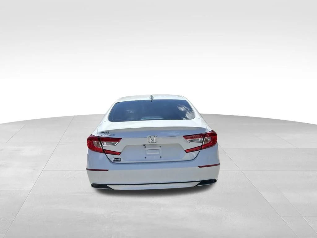 Used 2018 White Honda EX-L image 4