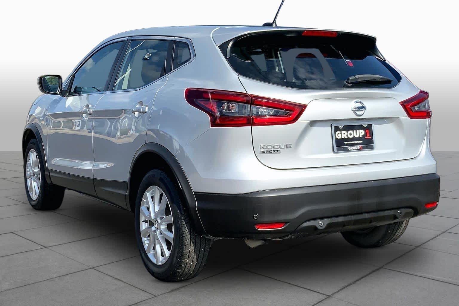 Used 2021 Brilliant Silver Metallic Nissan S image 12
