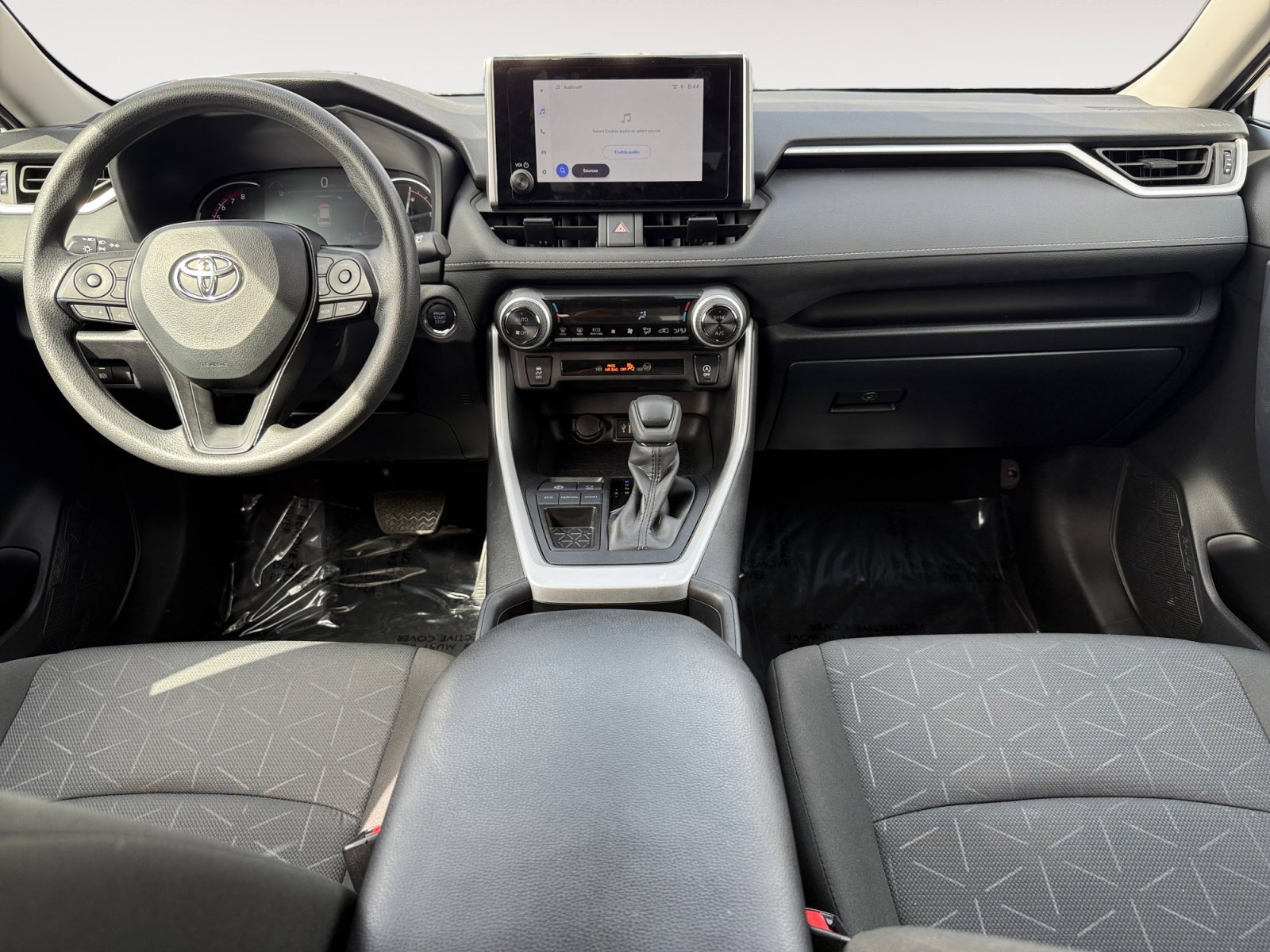 Used 2025 Silver Sky Metallic Toyota XLE image 15