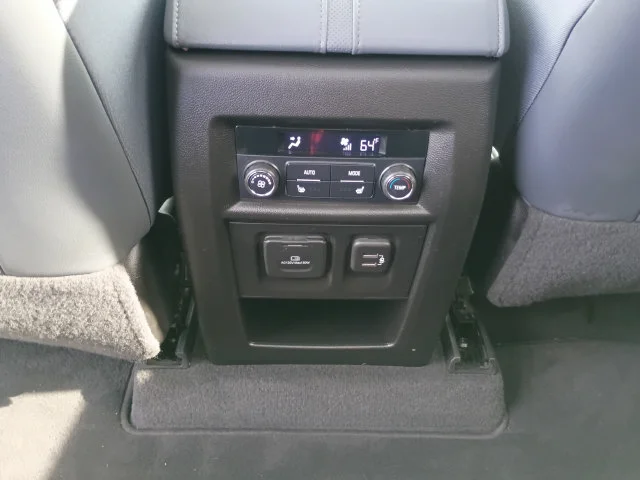 2019 Chevrolet Traverse Premier - Photo 28
