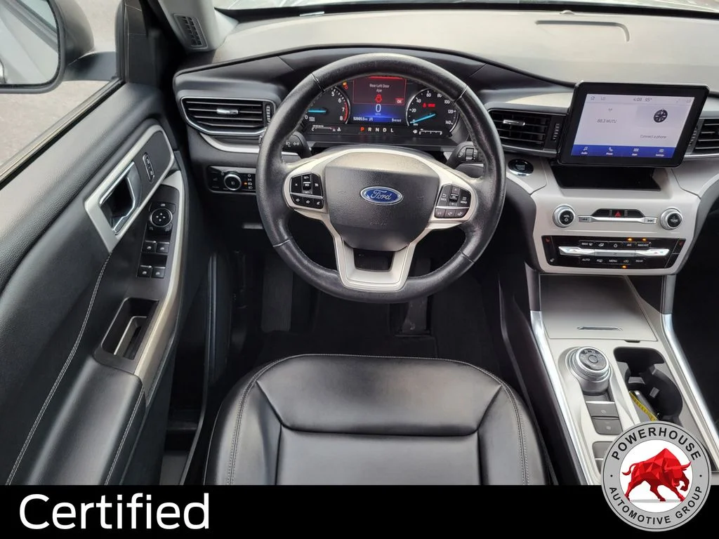 Used 2024 Silver Ford XLT image 21