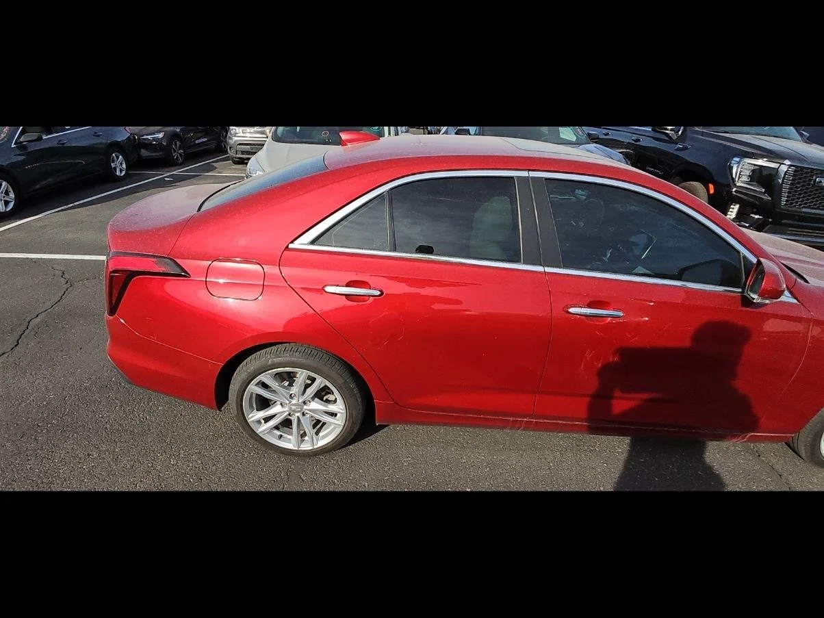 Used 2020 RED OBSESSION TINTCOAT Cadillac Luxury image 19
