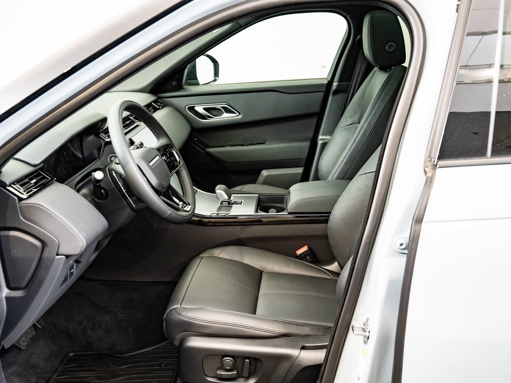 New 2026 Arroios Grey Land Rover S image 22