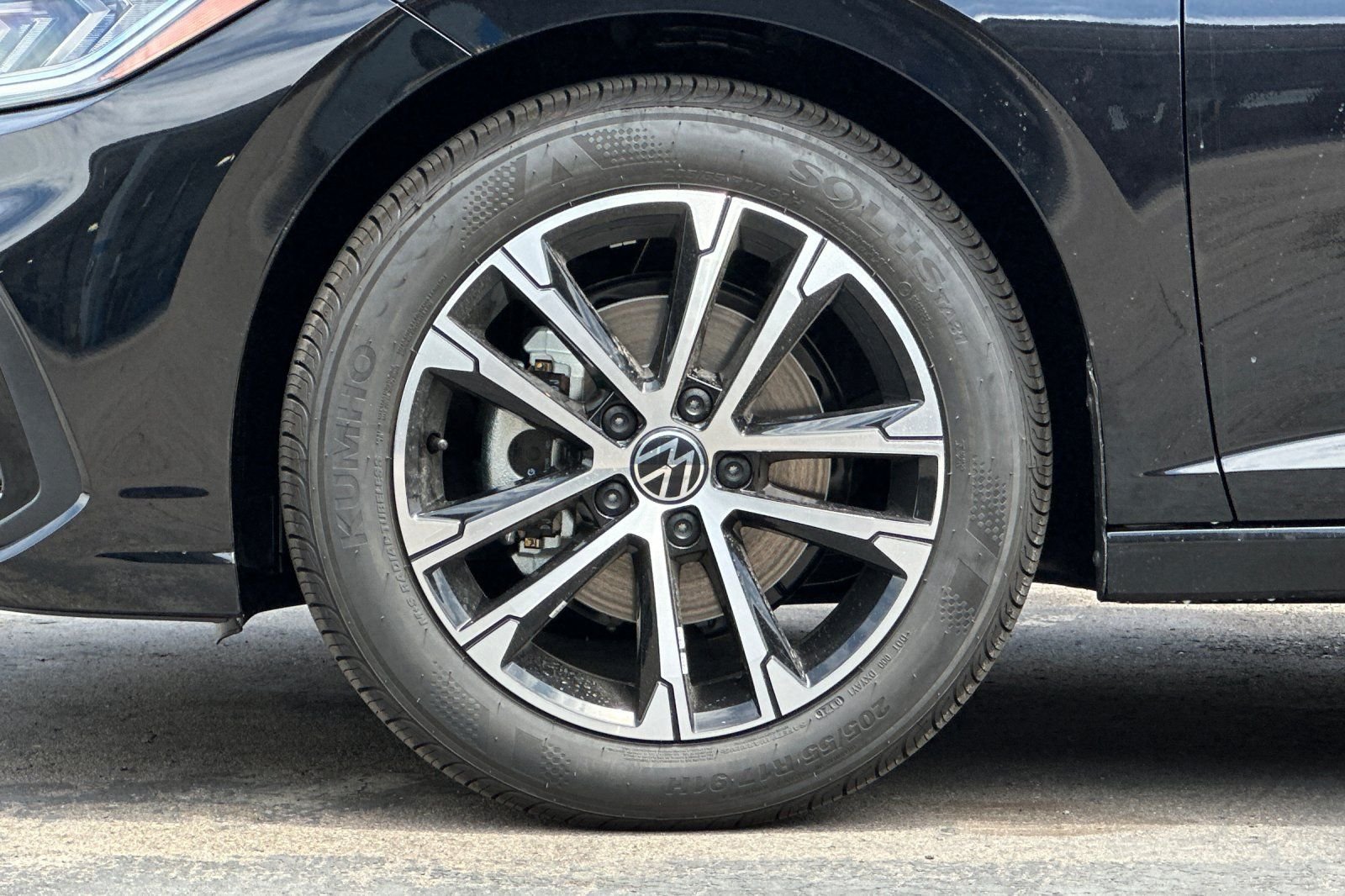 New 2026 Deep Black Pearl Volkswagen 1.5T Sport image 23